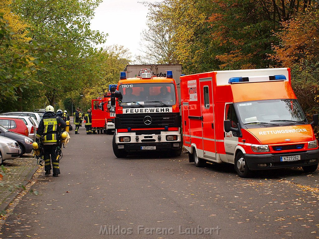 Feuer Kueche Koeln Neu Brueck Heinrich Lerschstr P311.JPG